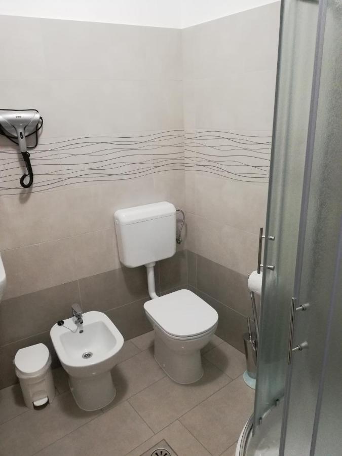 Sobe Sabec Bed & Breakfast Postojna Luaran gambar